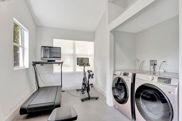 Fitness Equipment, Interior, Washer