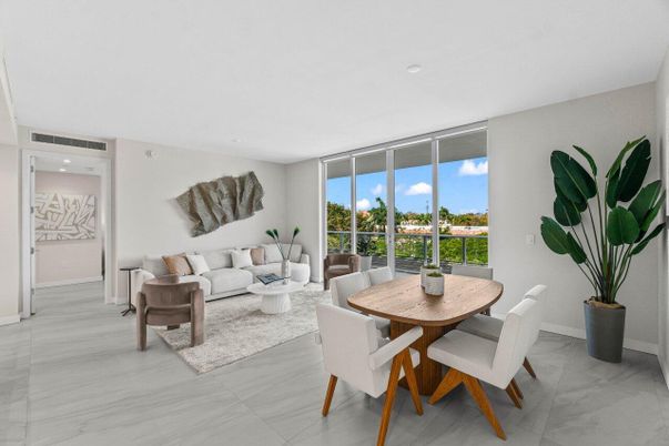 Dining room, Interior, Living room, Recessed Lighting