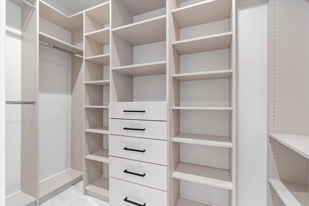 Interior, Walk-in Closets
