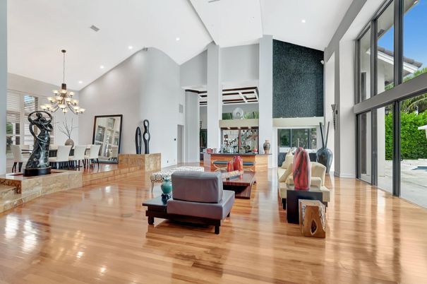 Chandelier, Dining room, Interior, Living room, Recessed Lighting, Wood Texture Flooring