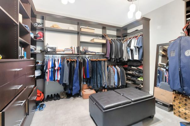 Interior, Pendant Lights, Walk-in Closets