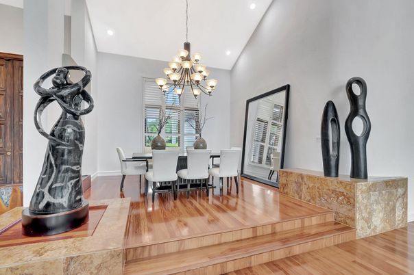 Chandelier, Dining room, Interior, Recessed Lighting, Wood Texture Flooring
