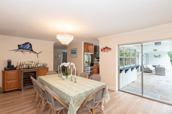 Chandelier, Dining room, Interior, Kitchen, Wood Texture Flooring