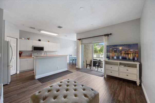 Dining room, Interior, Kitchen, Recessed Lighting, Wood Texture Flooring