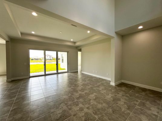 Empty room, Interior, Recessed Lighting