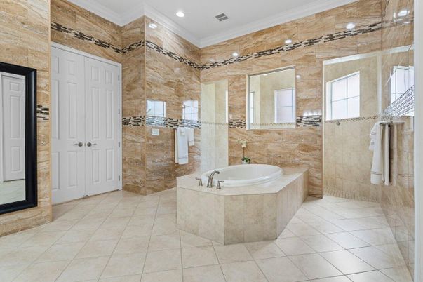 Bathroom, Interior, Recessed Lighting