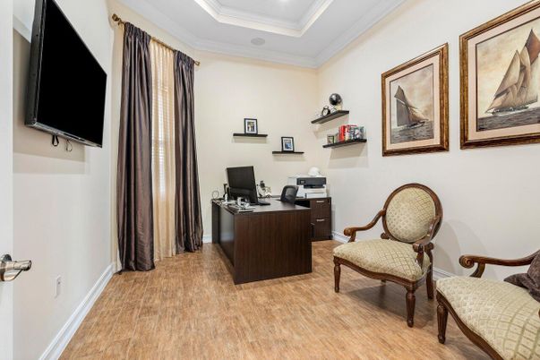 Home Office, Interior, Recessed Lighting, Wood Texture Flooring
