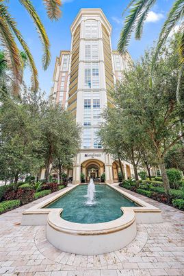 Exterior, Facade, Condo Building