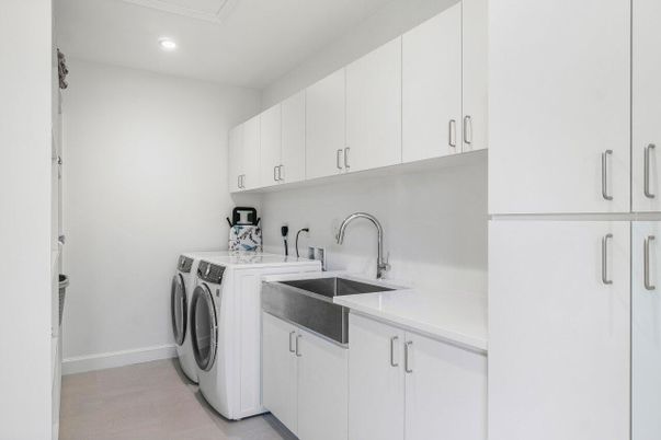 Interior, Recessed Lighting, Washer