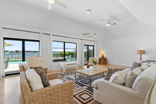 Interior, Living room, Pendant Lights, Water, Wood Texture Flooring