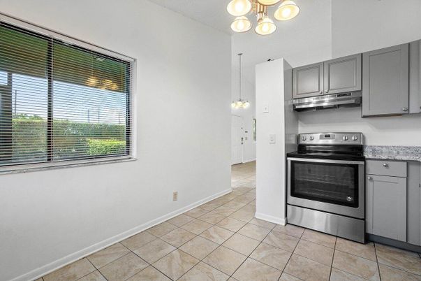 Interior, Kitchen, Pendant Lights, Stainless Steel Appliances