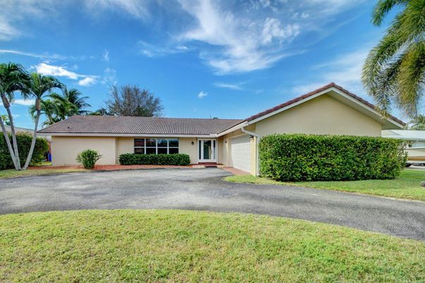 Attached, Backyard, Exterior, Facade, Ranch