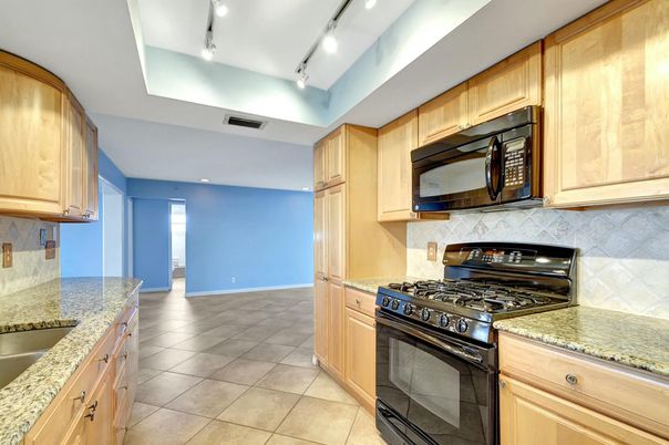 Interior, Kitchen, Recessed Lighting