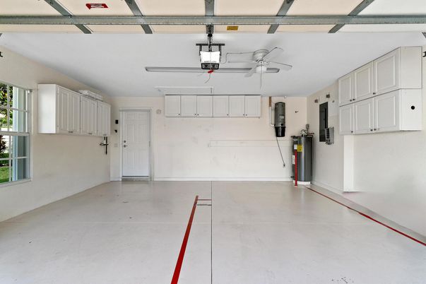 Garage, Interior