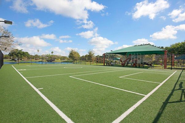 Exterior, Tennis Courts