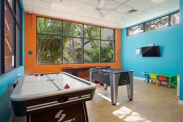 Billiard Table, Game Room, Interior, Wood Texture Flooring