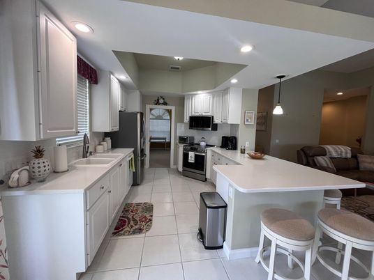 Interior, Kitchen, Pendant Lights, Recessed Lighting