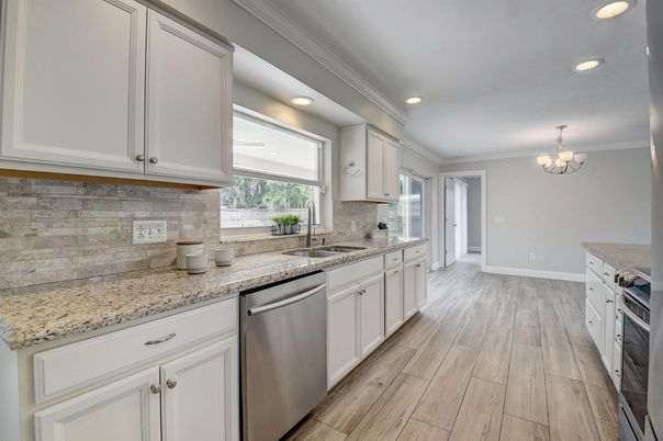 Chandelier, Interior, Kitchen, Recessed Lighting, Wood Texture Flooring