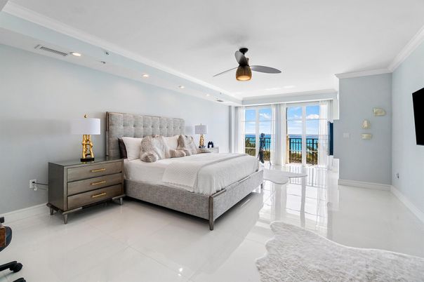 Bedroom, Interior, Recessed Lighting, Water