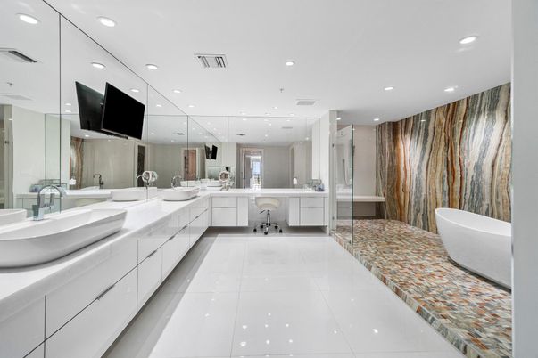 Bathroom, Dual Sink Vanities, Free Standing Baths, Glass Shower, Interior, Recessed Lighting