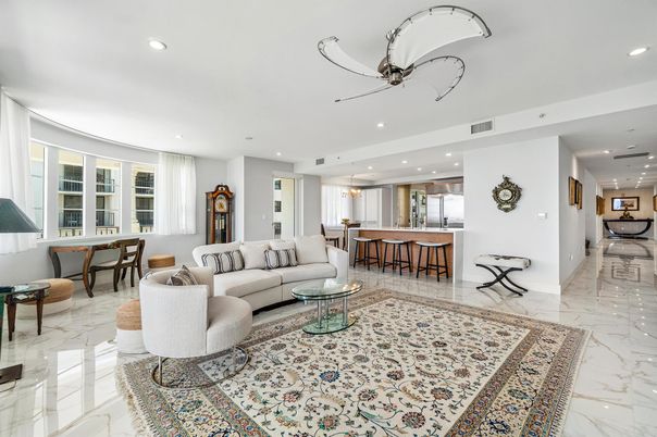 Dining room, Interior, Living room, Marble, Recessed Lighting