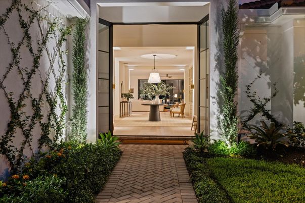 Exterior, Pendant Lights