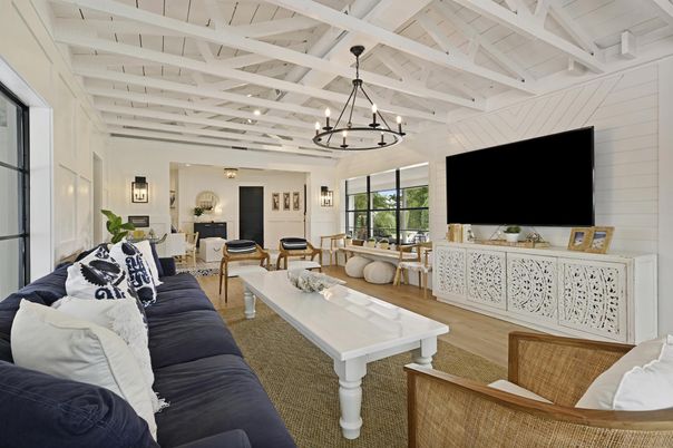Chandelier, Interior, Living room, Wood Texture Flooring