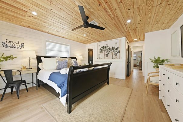 Bedroom, Interior, Recessed Lighting, Wooden Ceilings, Wood Texture Flooring