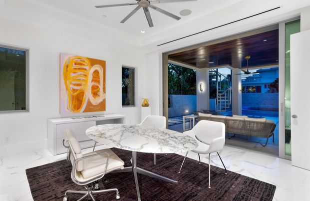 Dining room, Interior, Living room, Marble, Recessed Lighting