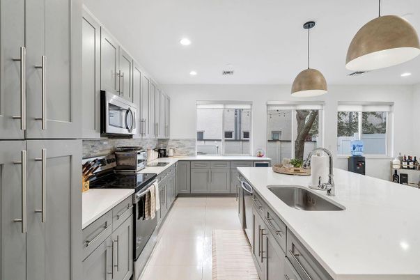 Interior, Kitchen, Pendant Lights, Recessed Lighting