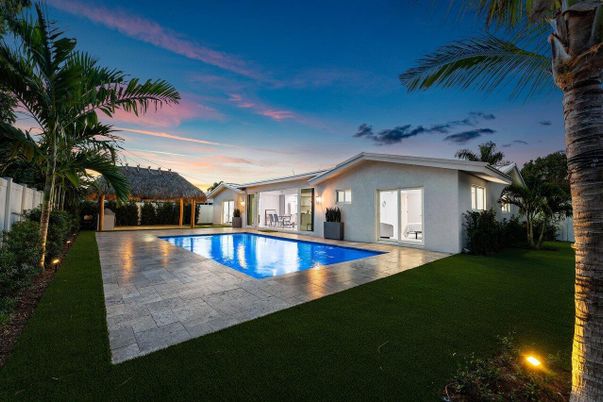 Backyard, Exterior, Pool