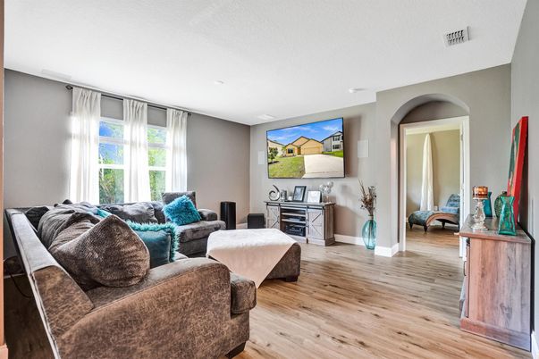 Interior, Living room, Recessed Lighting, Wood Texture Flooring