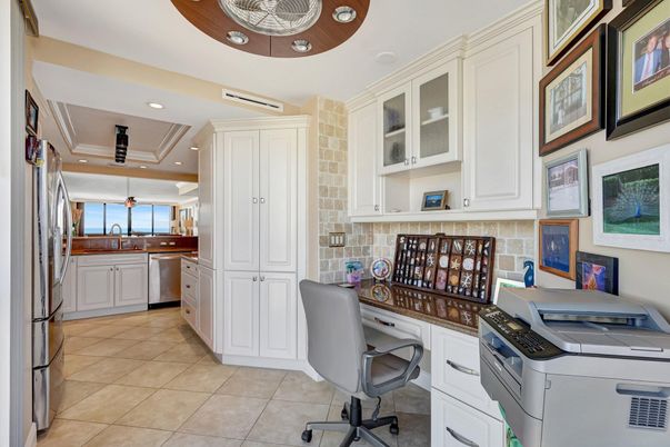 Home Office, Interior, Kitchen, Recessed Lighting