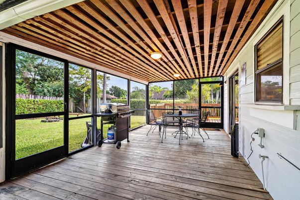 Dining room, Interior, Sun Room, Wooden Ceilings, Wood Texture Flooring