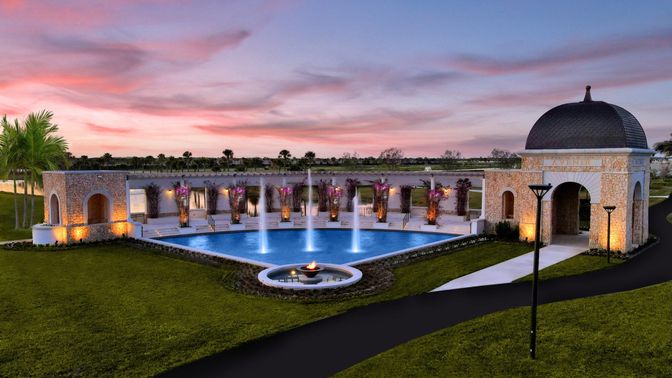 Exterior, Fireplace, Pool