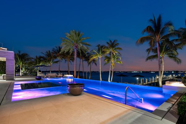 Exterior, Pool, Water