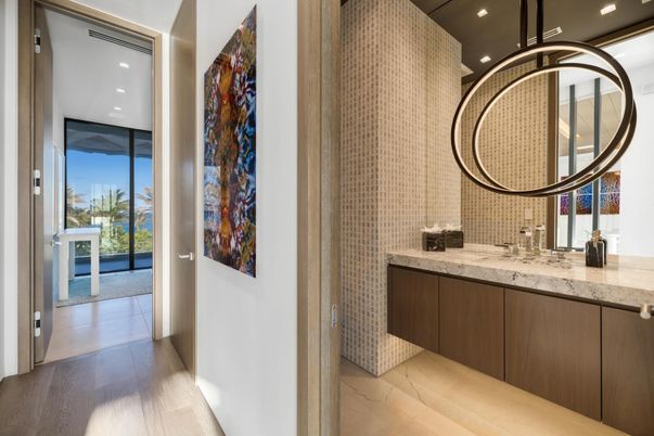 Bathroom, Interior, Recessed Lighting, Wood Texture Flooring