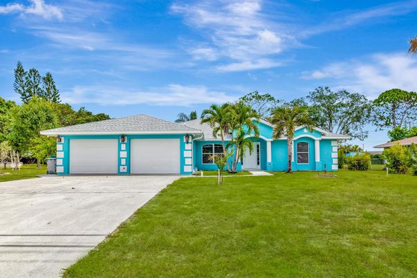 Attached, Backyard, Exterior, Facade, Ranch