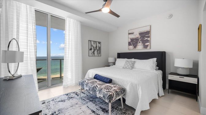 Bedroom, Interior, Water