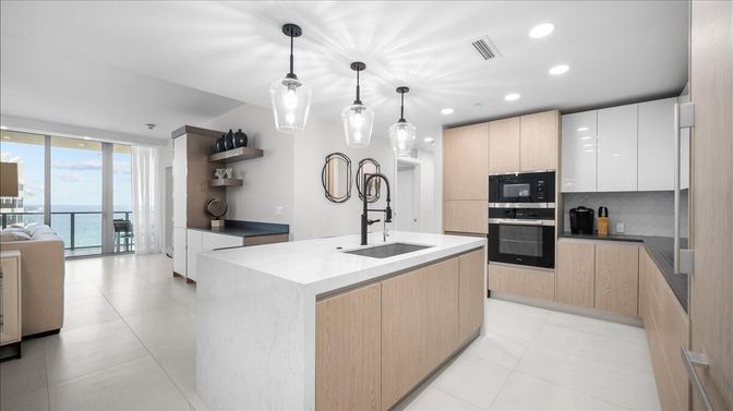 Interior, Kitchen, Pendant Lights, Recessed Lighting, Water