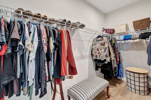 Interior, Walk-in Closets, Wood Texture Flooring