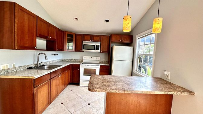 Interior, Kitchen, Pendant Lights, Recessed Lighting