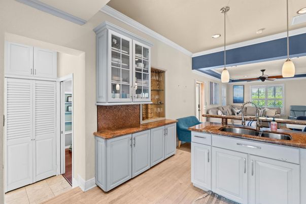 Interior, Kitchen, Pendant Lights, Recessed Lighting, Wood Texture Flooring