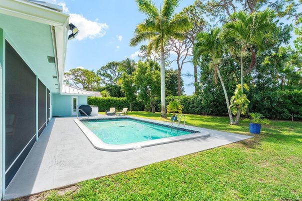 Backyard, Exterior, Pool