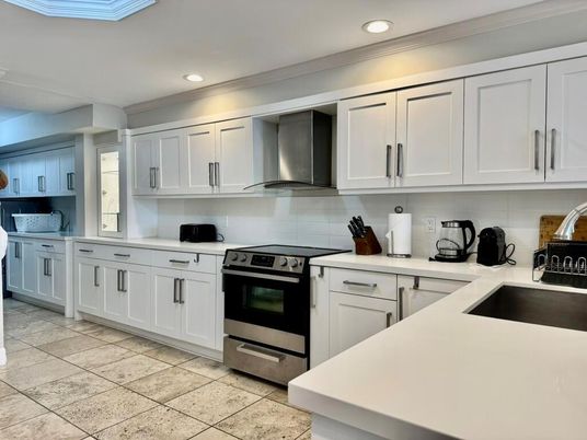 Interior, Kitchen, Recessed Lighting, Stainless Steel Appliances, Washer