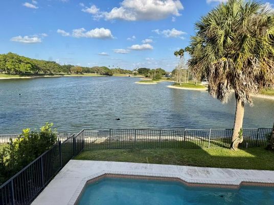 Exterior, Pool, Water