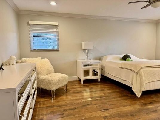 Bedroom, Interior, Recessed Lighting, Wood Texture Flooring