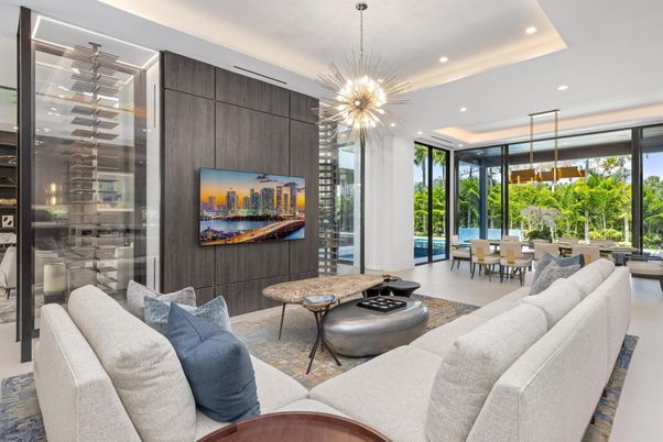 Dining room, Interior, Living room, Pendant Lights, Recessed Lighting