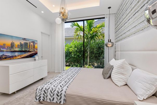 Bedroom, Interior, Pendant Lights, Recessed Lighting