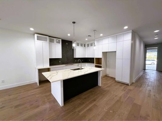Interior, Kitchen, Pendant Lights, Recessed Lighting, Wood Texture Flooring